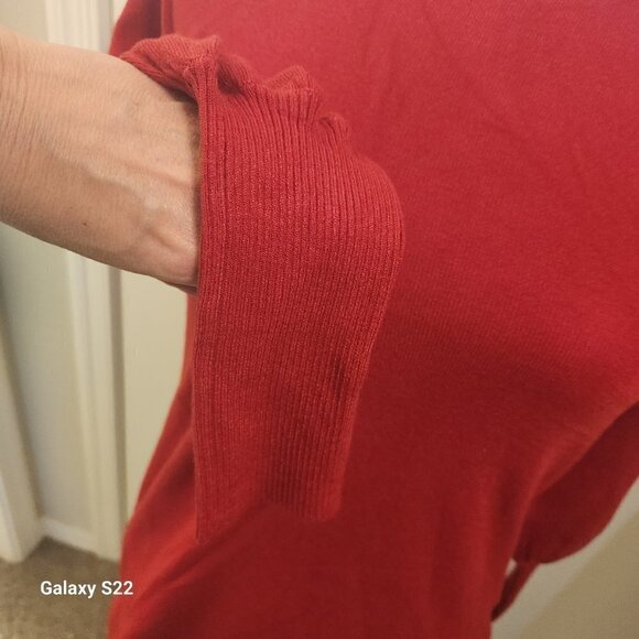 White House Black Market Red Sweater. NWT. Size LP and Medium - Picture 2 of 10